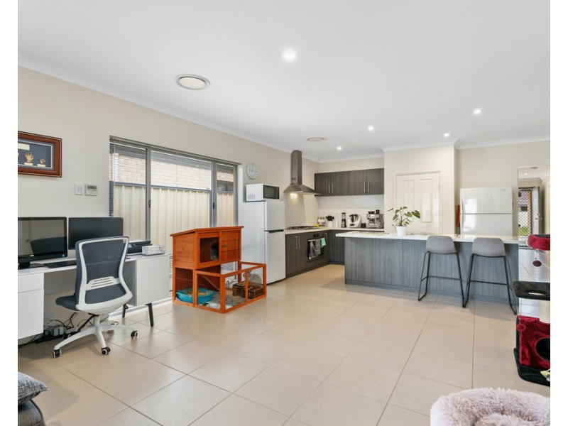 38 Covington Loop, Success WA 6164