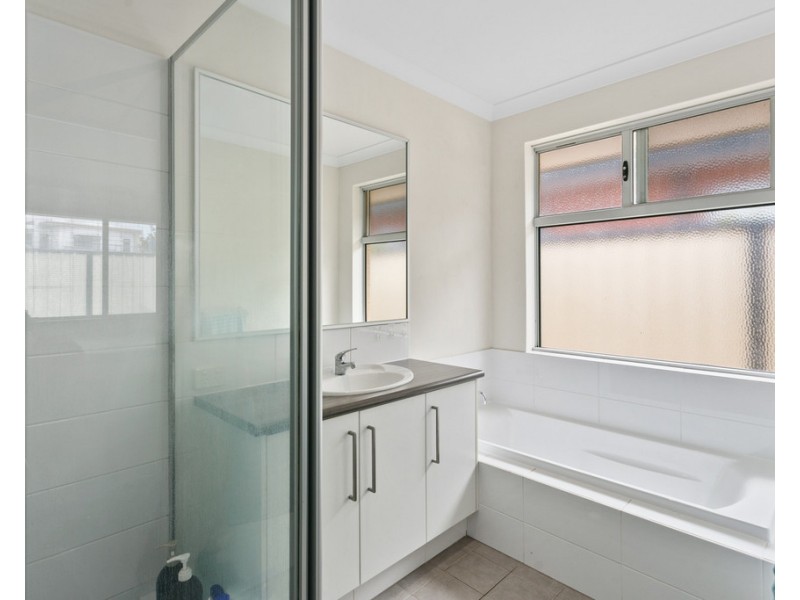 38 Covington Loop, Success WA 6164