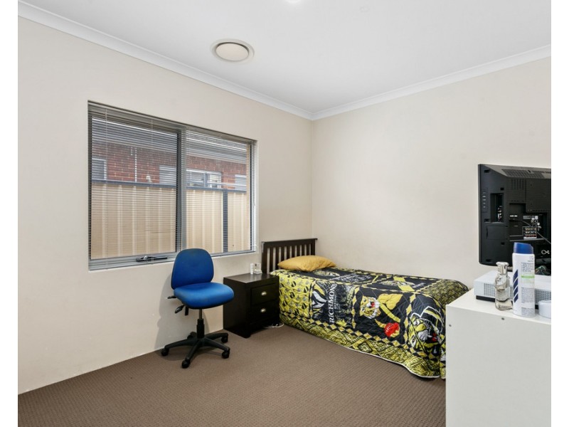 38 Covington Loop, Success WA 6164