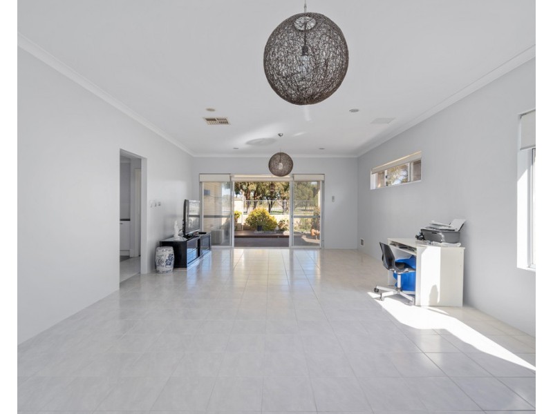 5/26 Charnley Bend, Success WA 6164