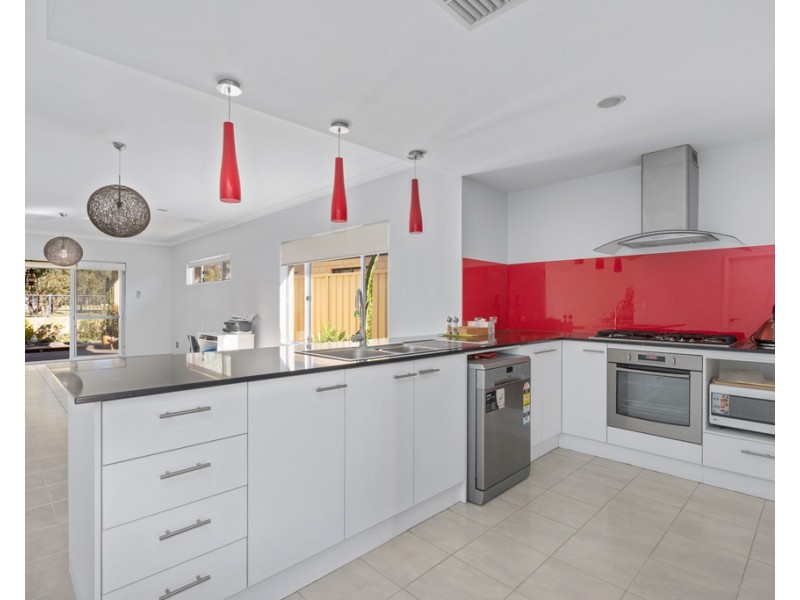 5/26 Charnley Bend, Success WA 6164