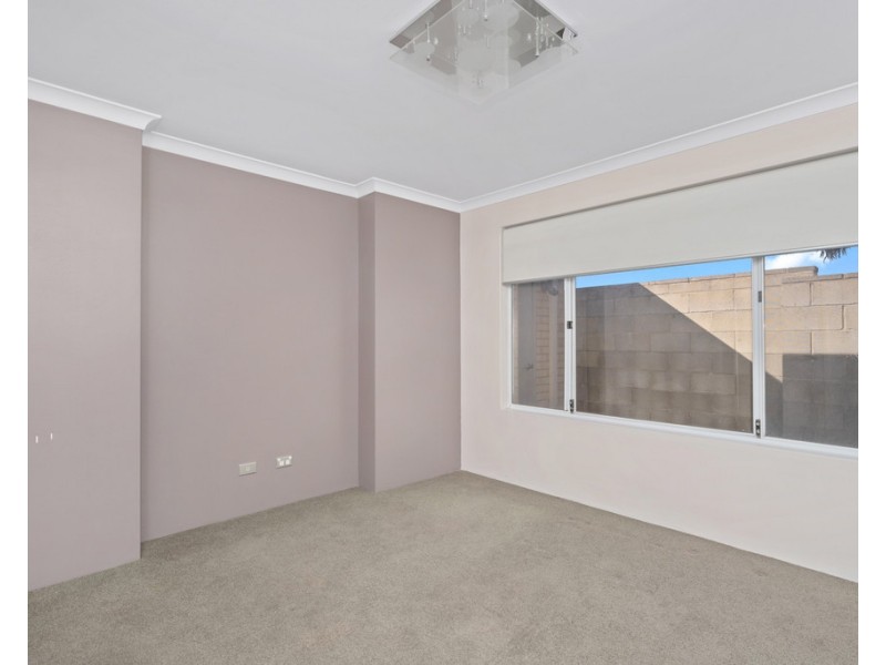 5/26 Charnley Bend, Success WA 6164