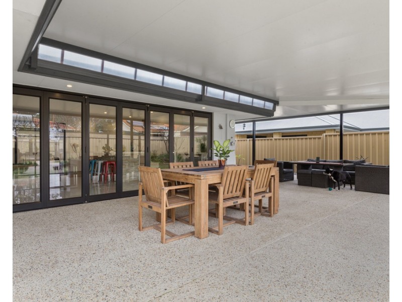 22 Eagles Walk, Willetton WA 6155