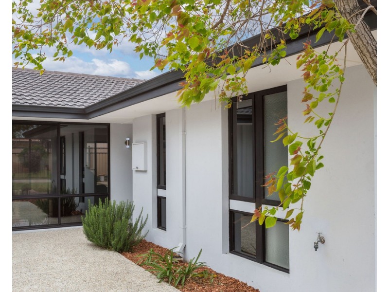 22 Eagles Walk, Willetton WA 6155