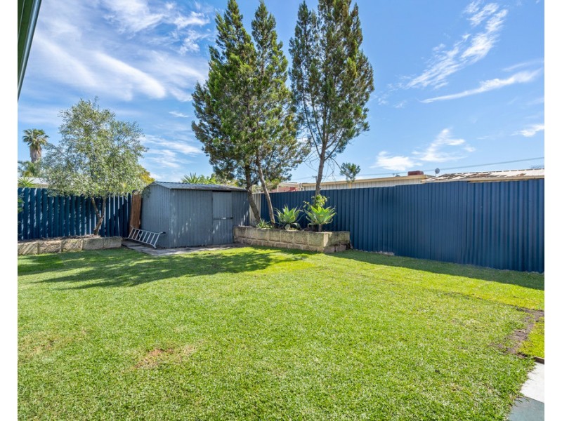 30 Goddard Way, Langford WA 6147