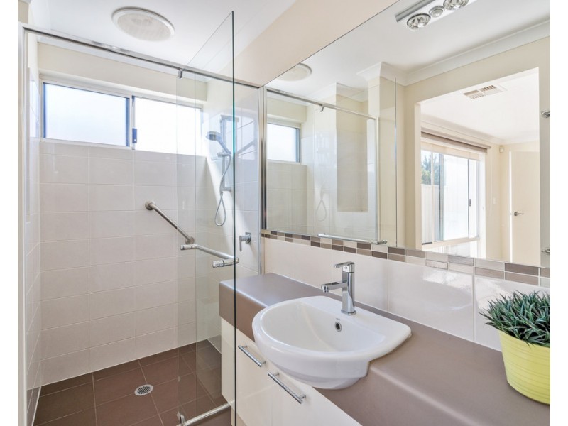 3B Yeeda Street, Riverton WA 6148