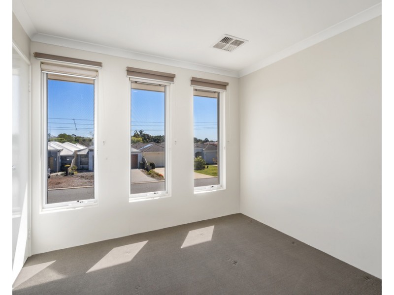 3B Yeeda Street, Riverton WA 6148