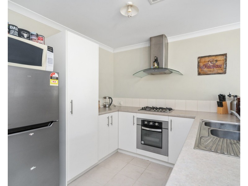 82C Spring Road, Thornlie WA 6108