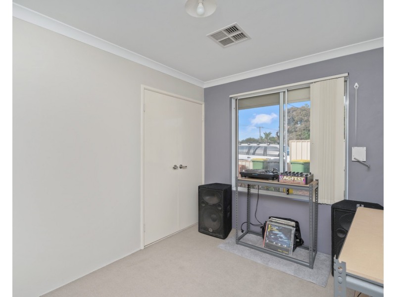 82C Spring Road, Thornlie WA 6108