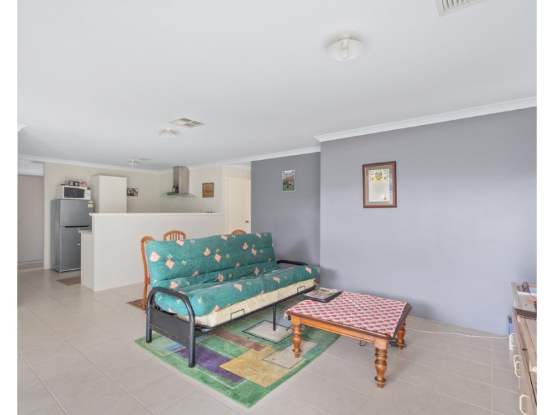 82C Spring Road, Thornlie WA 6108