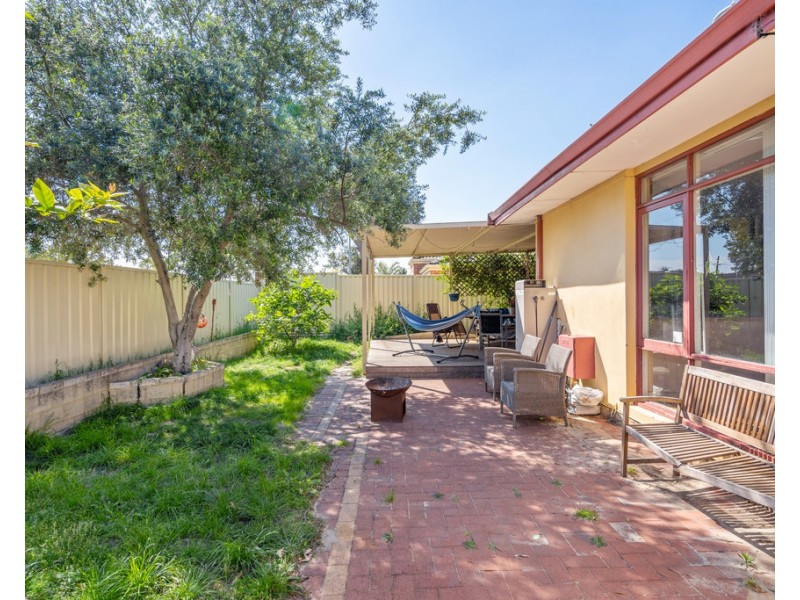 18 Fleetwood Road, Lynwood WA 6147