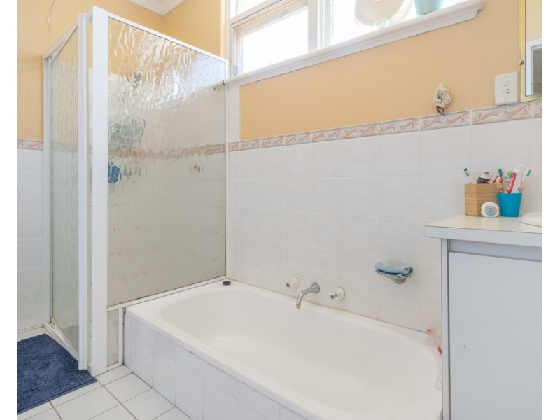 18 Fleetwood Road, Lynwood WA 6147