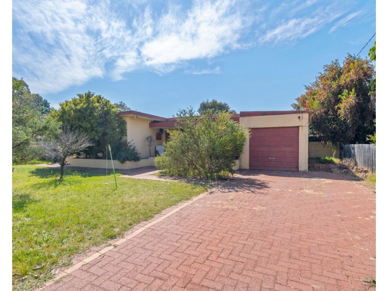 18 Fleetwood Road, Lynwood WA 6147