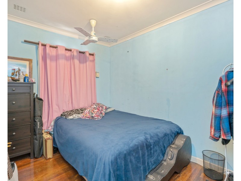 2 Broadley Place, Gosnells WA 6110