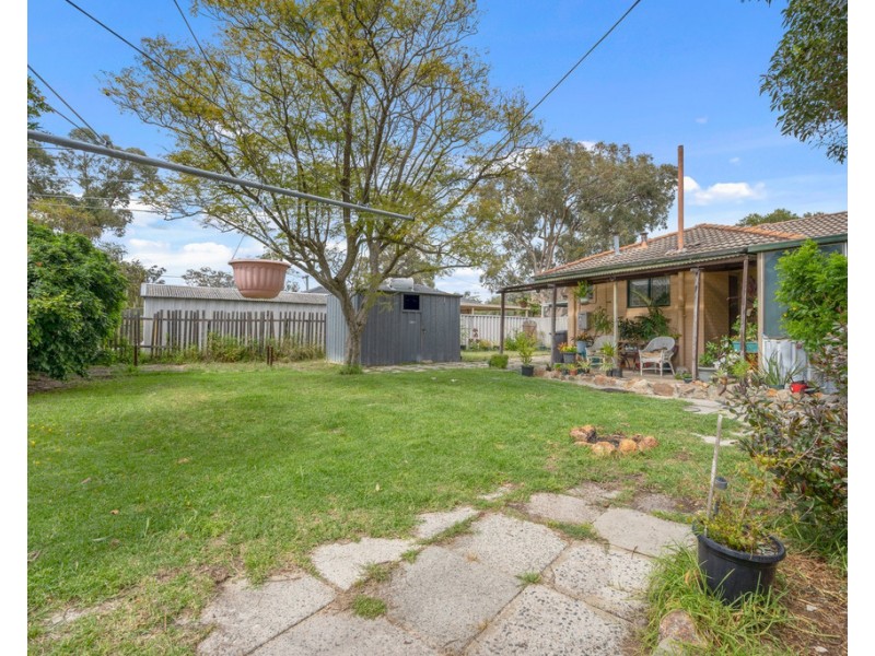 2 Broadley Place, Gosnells WA 6110