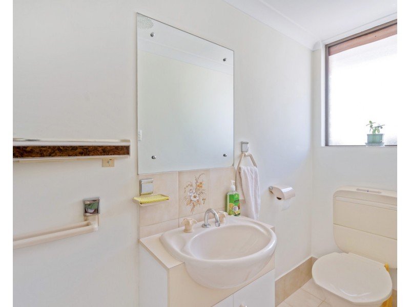 6 Dawson Place, Parkwood WA 6147