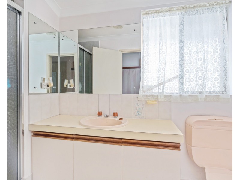 6 Dawson Place, Parkwood WA 6147