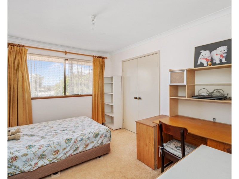 6 Dawson Place, Parkwood WA 6147