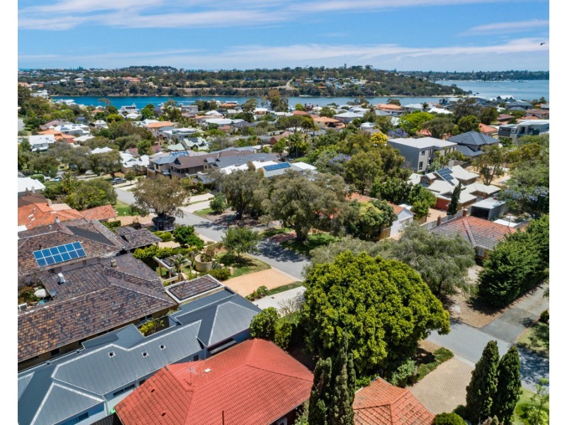 14B Coldwells Street, Bicton WA 6157