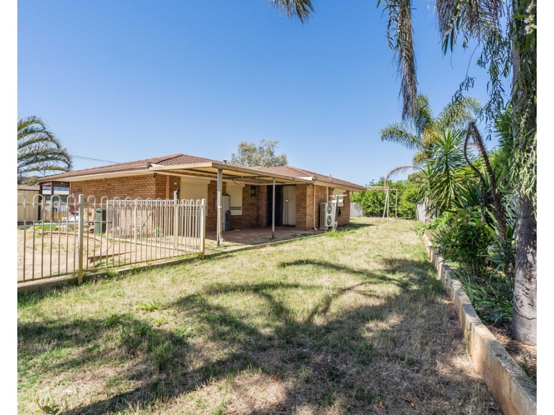 3 Shipbourne Way, Huntingdale WA 6110