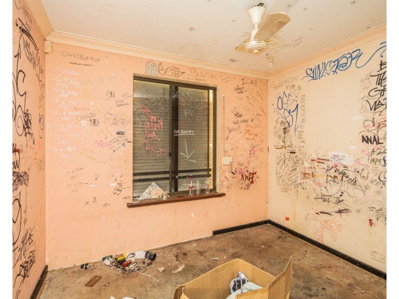 3 Shipbourne Way, Huntingdale WA 6110