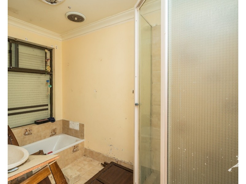 3 Shipbourne Way, Huntingdale WA 6110