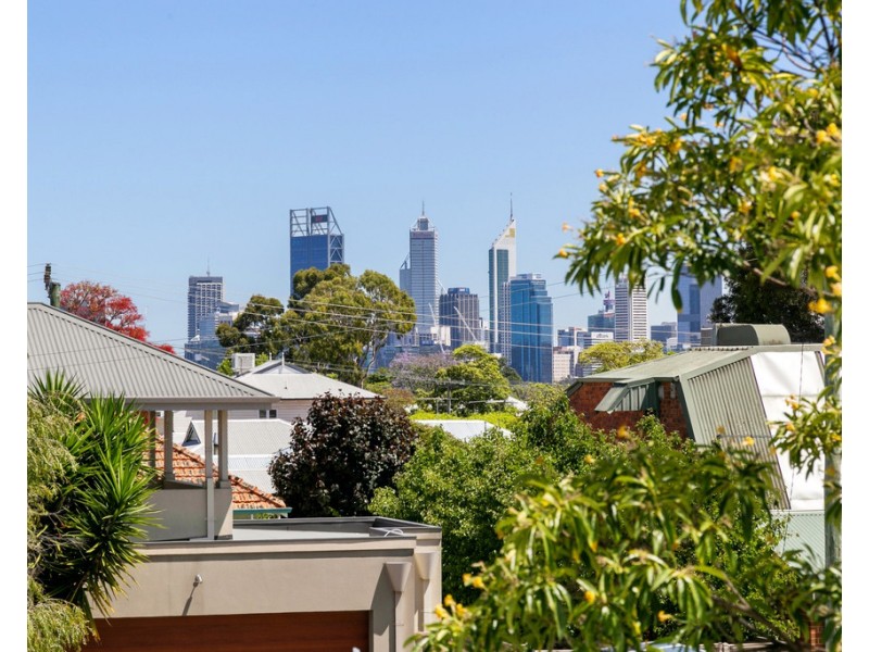 128 Douglas Avenue, South Perth WA 6151