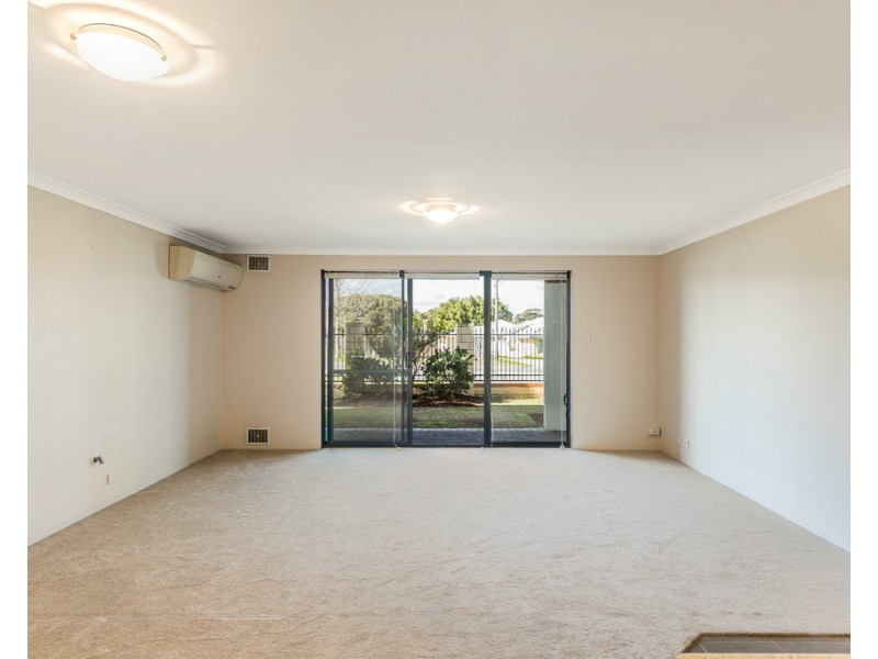 3/2 Towton Way, Langford WA 6147