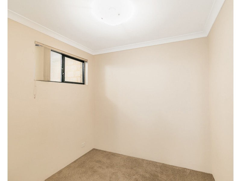 3/2 Towton Way, Langford WA 6147