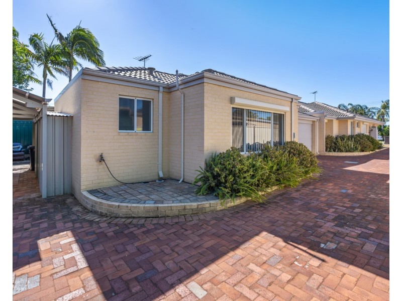 82B Spring Road, Thornlie WA 6108