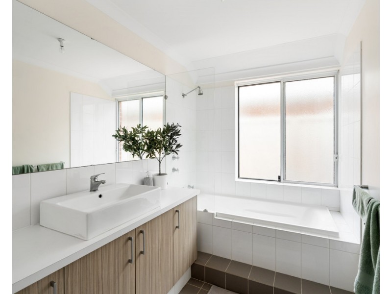 4 Howell Court, Guildford WA 6055