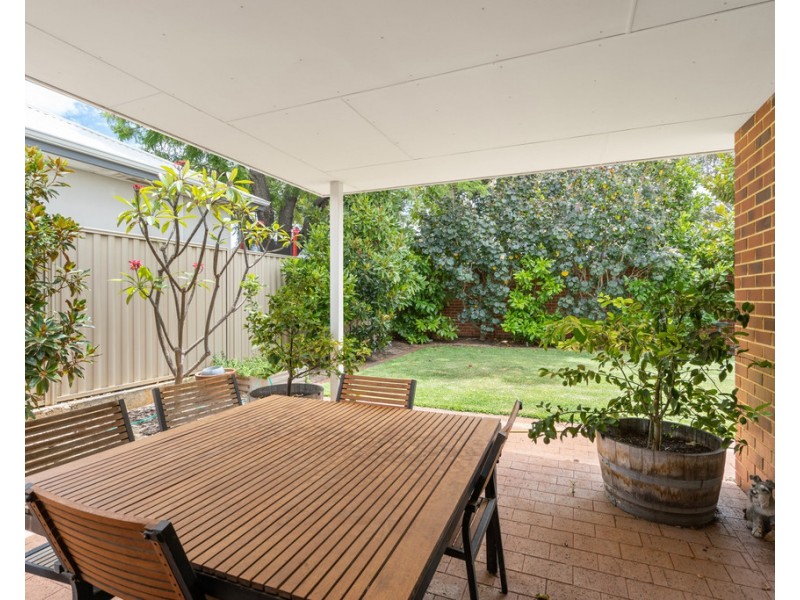 4 Howell Court, Guildford WA 6055