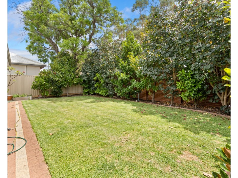 4 Howell Court, Guildford WA 6055