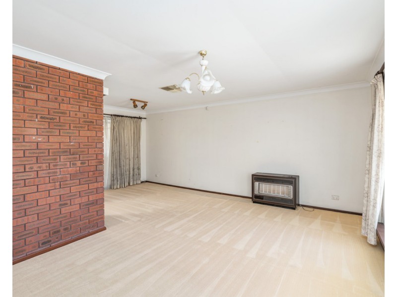 49 Meadowbrook Drive, Parkwood WA 6147