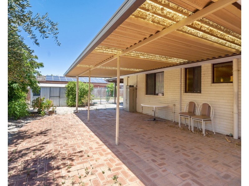 49 Meadowbrook Drive, Parkwood WA 6147