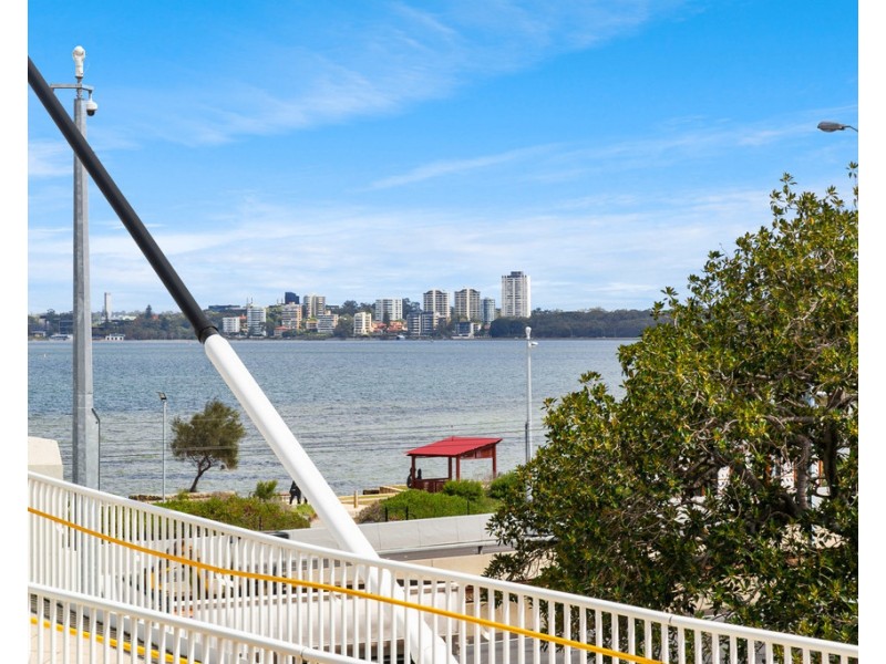 14/1 Preston Street, Como WA 6152