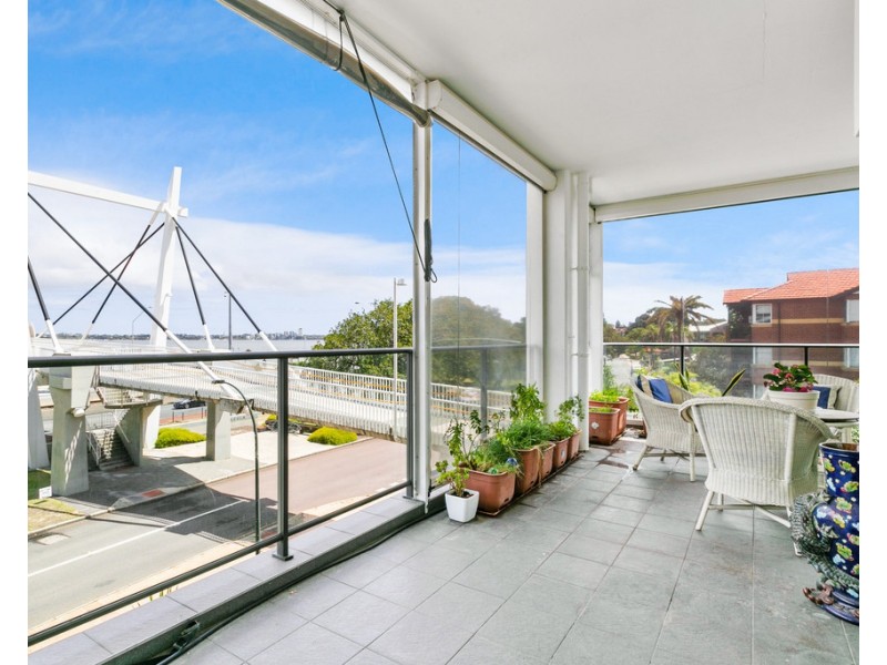 14/1 Preston Street, Como WA 6152