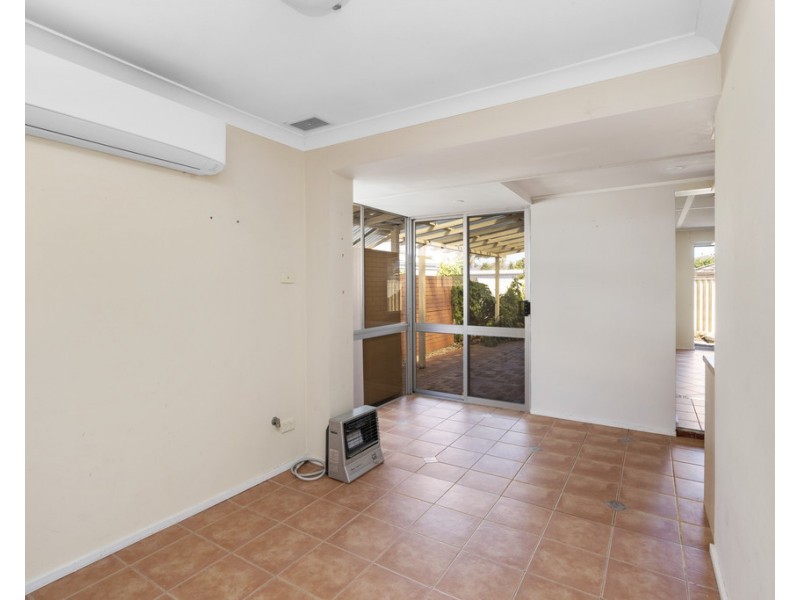 16 Mandora Way, Riverton WA 6148