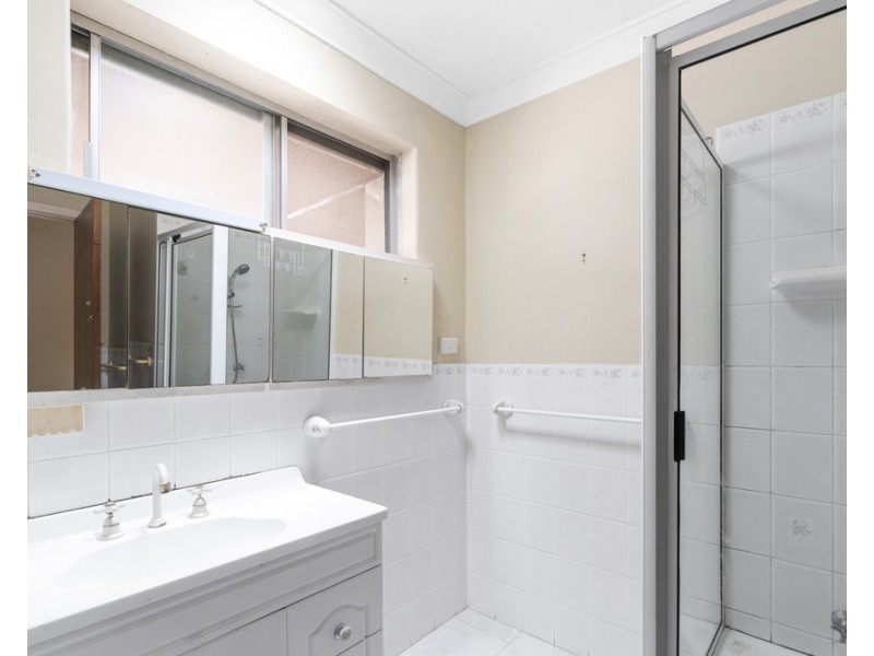 16 Mandora Way, Riverton WA 6148