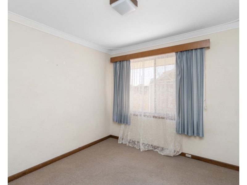 16 Mandora Way, Riverton WA 6148