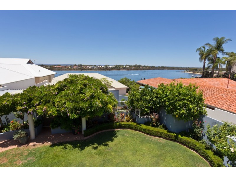 8 Baldwin Ave, Mount Pleasant WA 6153