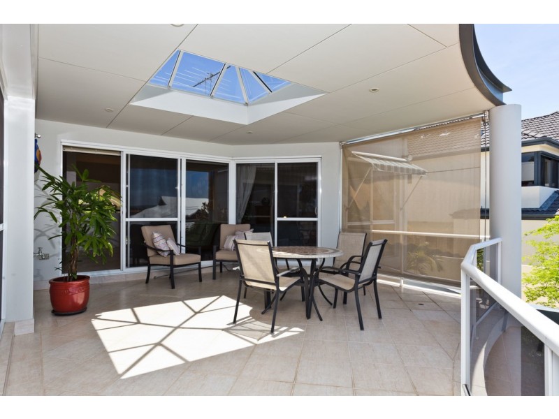 8 Baldwin Ave, Mount Pleasant WA 6153