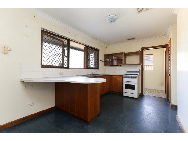 3 Duggan Ct, Kardinya WA 6163