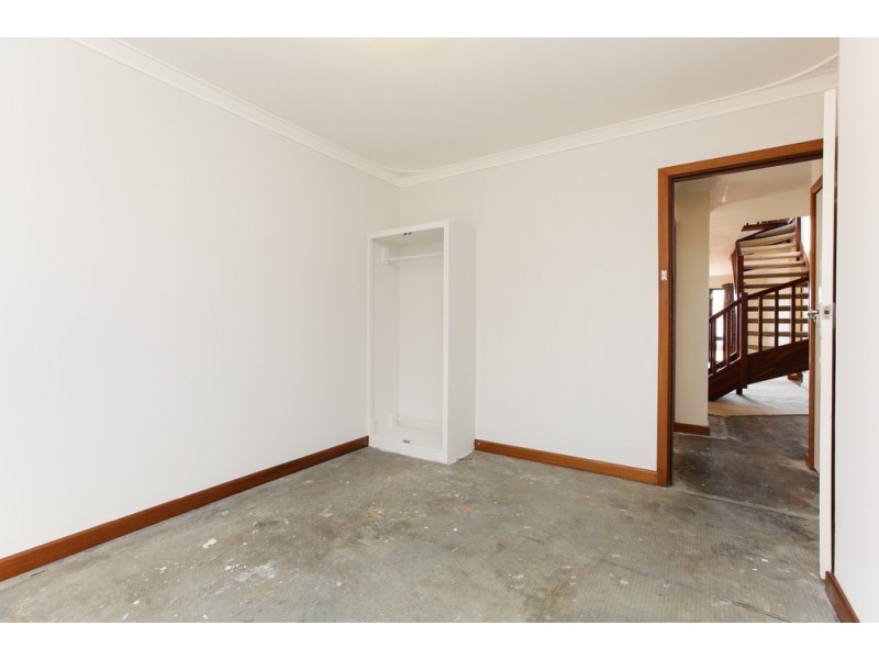 3 Duggan Ct, Kardinya WA 6163