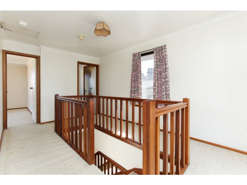 3 Duggan Ct, Kardinya WA 6163