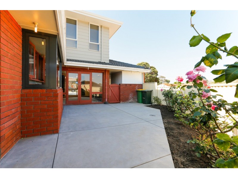 3 Duggan Ct, Kardinya WA 6163