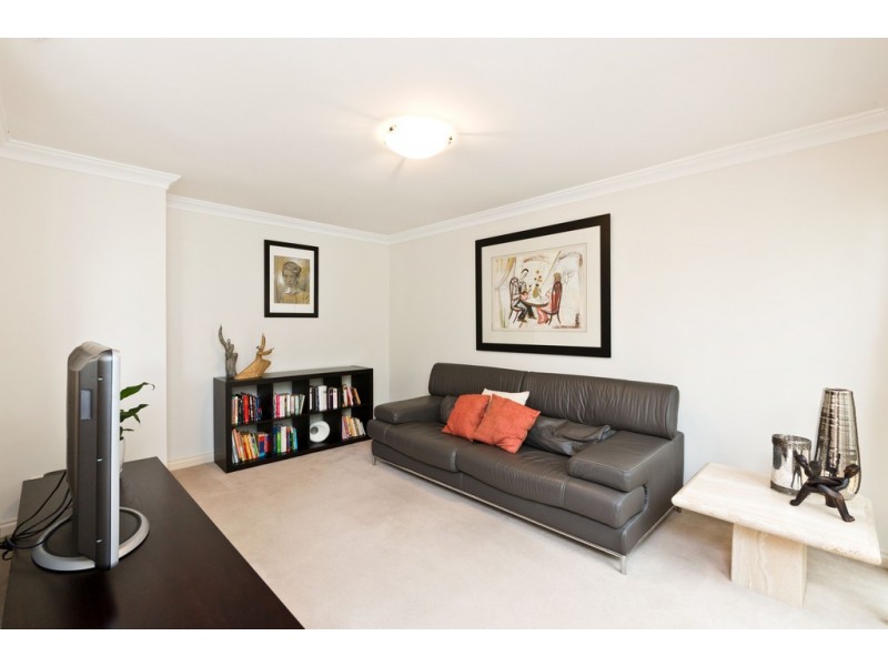 1/43 Macrae Rd, Applecross WA 6153