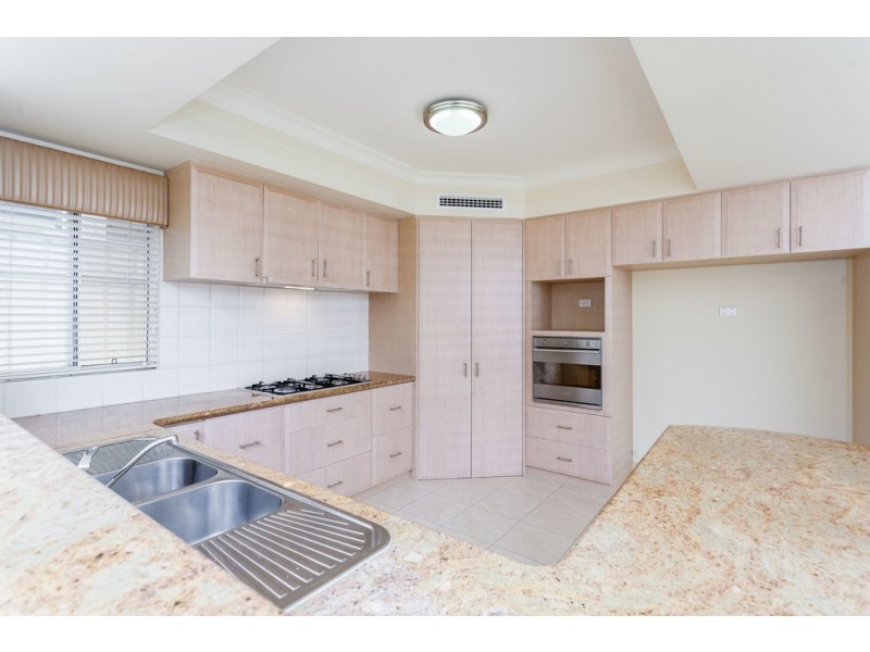 7A Searle Rd, Ardross WA 6153