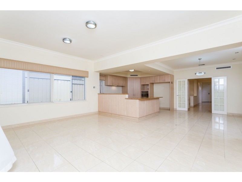 7A Searle Rd, Ardross WA 6153