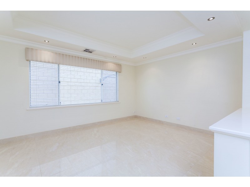 7A Searle Rd, Ardross WA 6153
